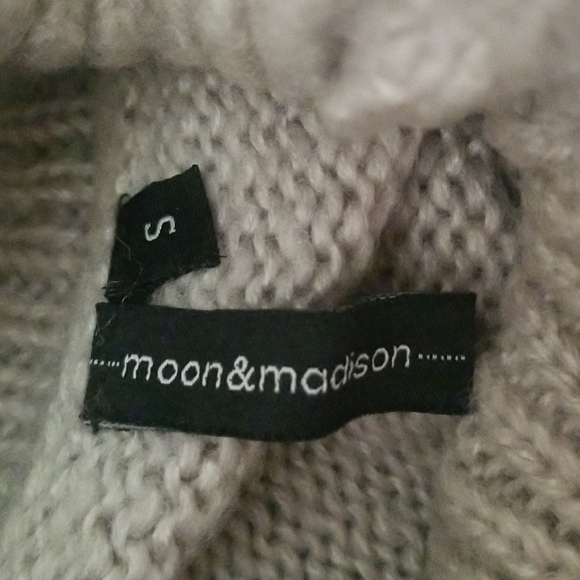 Moon & Madison crop turtleneck sweater small long sleeve winter - Picture 8 of 10